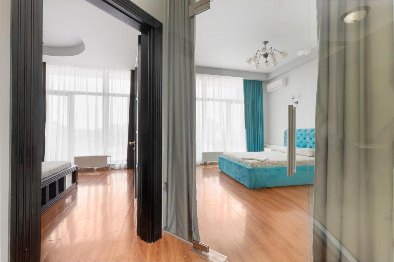 אודסה Arcadia Palace 2-Bedrooms Apartment With Terrace מראה חיצוני תמונה