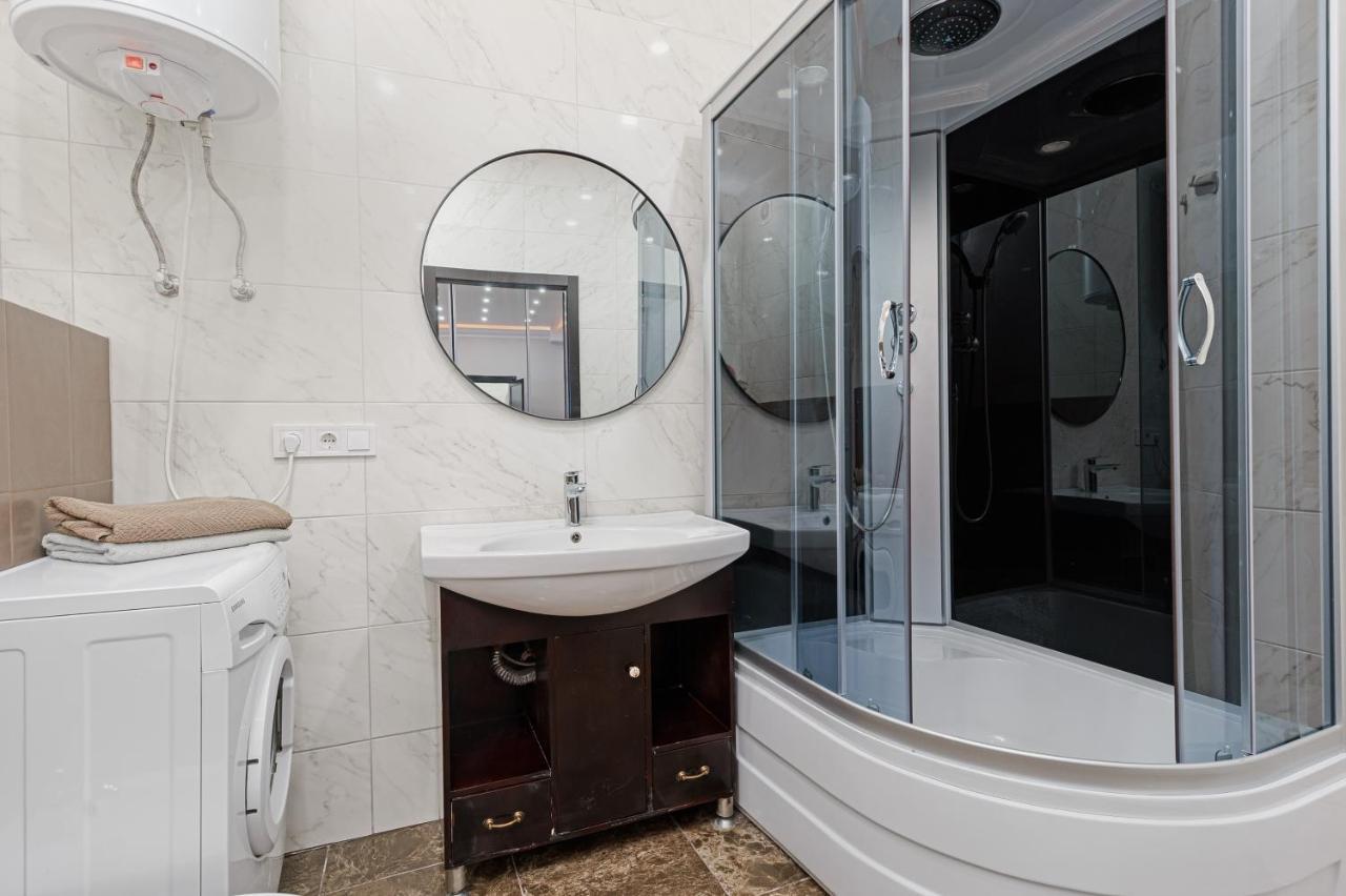 אודסה Arcadia Palace 2-Bedrooms Apartment With Terrace מראה חיצוני תמונה